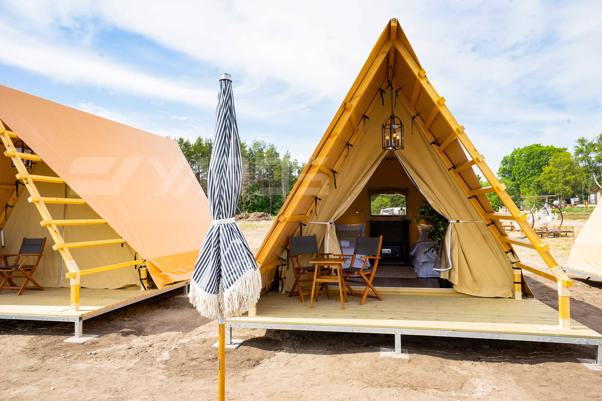 a-frame-safari-tent-slide-s